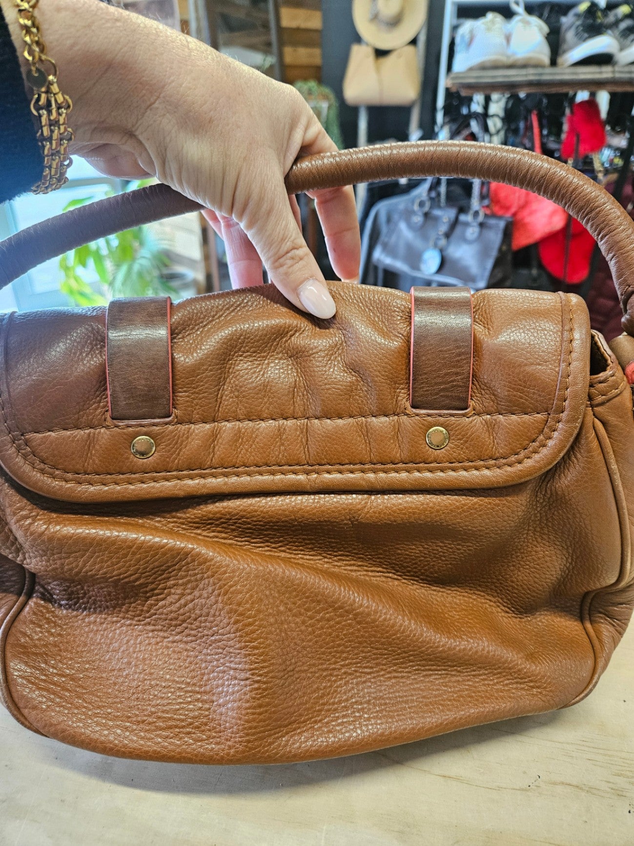 MARC JACOBS LEATHER CROSSBODY BROWN WITH FLURO PINK EDGING SIZE
