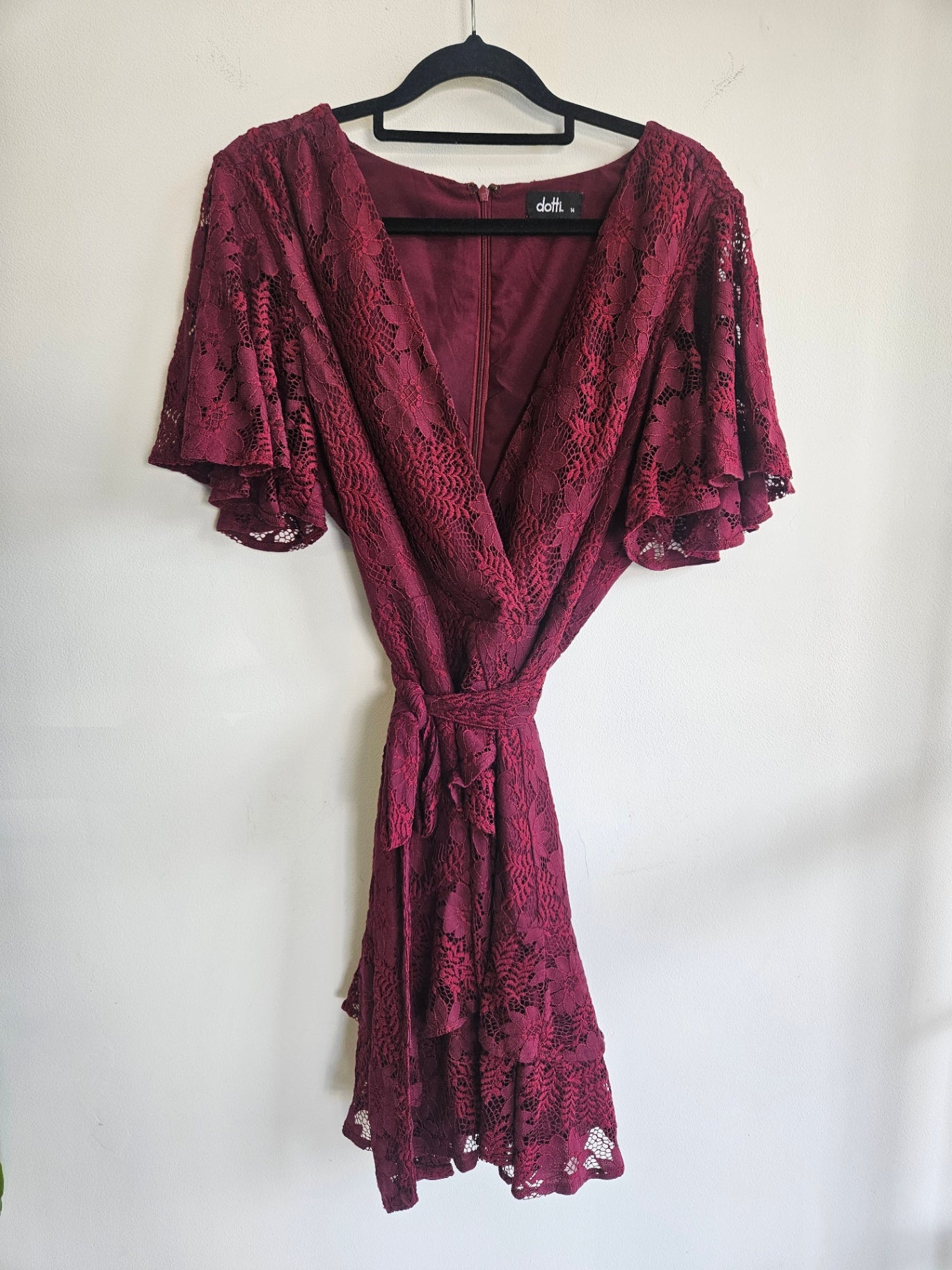 DOTTI LACE FORMAL DRESS BURGUNDY SIZE 14