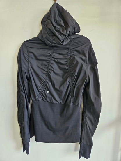 LULULEMON ACTIVE REVERSIBLE JACKET BLACK/CHARCOAL SIZE S