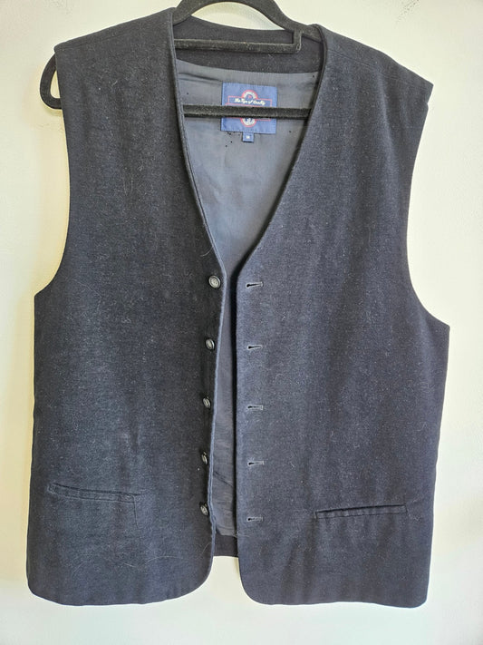 BLUESTONE FAUX SUEDE VEST BLACK SIZE M
