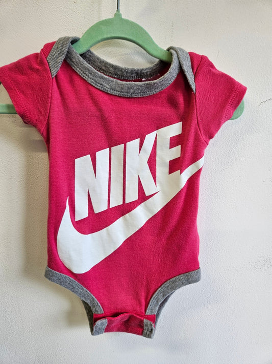 NIKE COTTON BODYSUIT DARK PINK GREY SIZE 0-6M
