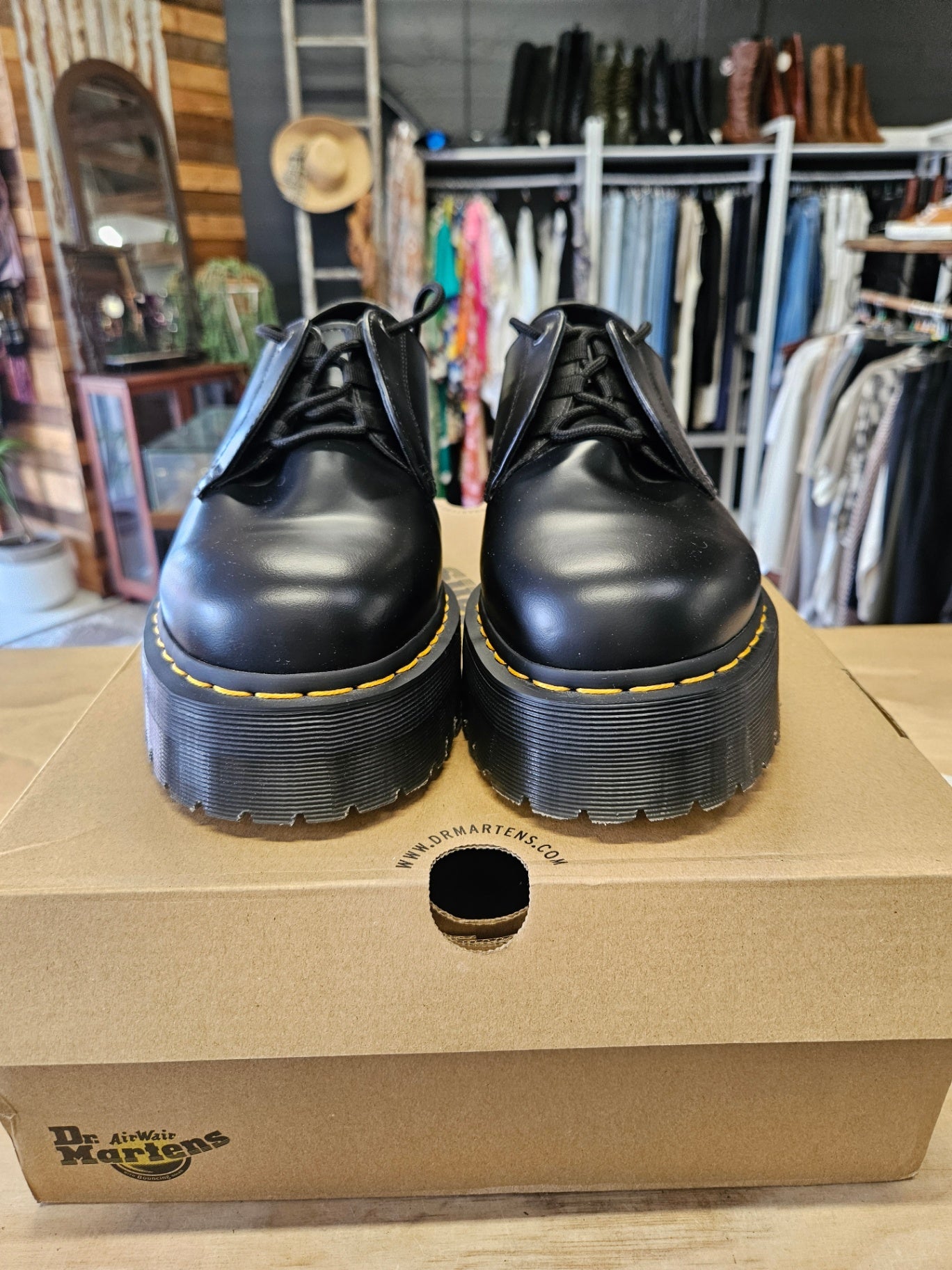 DR MARTENS PATENT LEATHER SHOES BLACK SIZE UK12