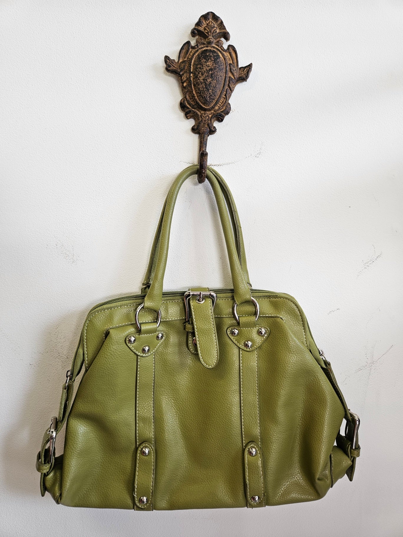 LEATHERETTE HANDBAG OLIVE SIZE