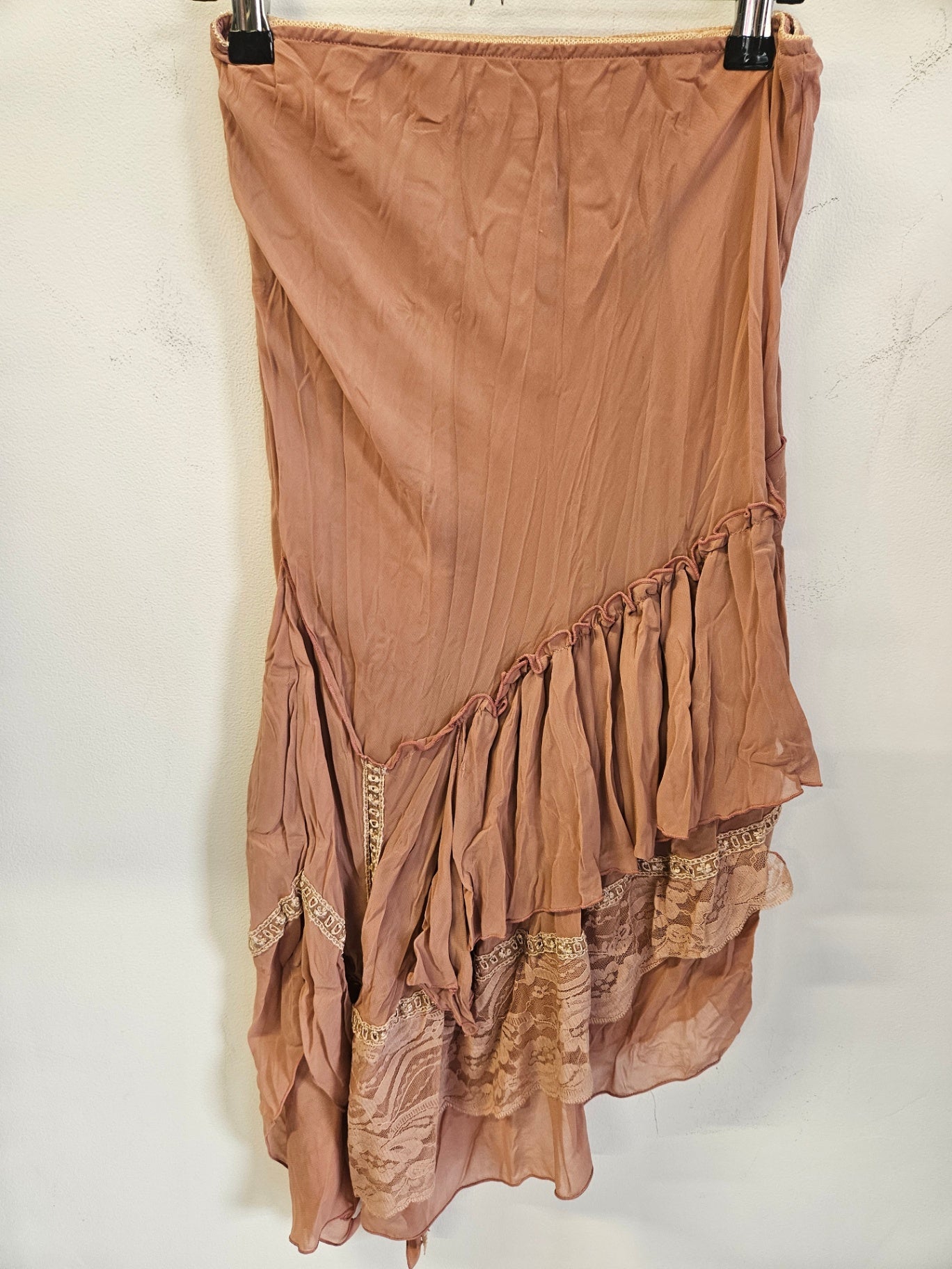 ETAM CHIFFON AND LACE SKIRT DUSKY PINK SIZE S