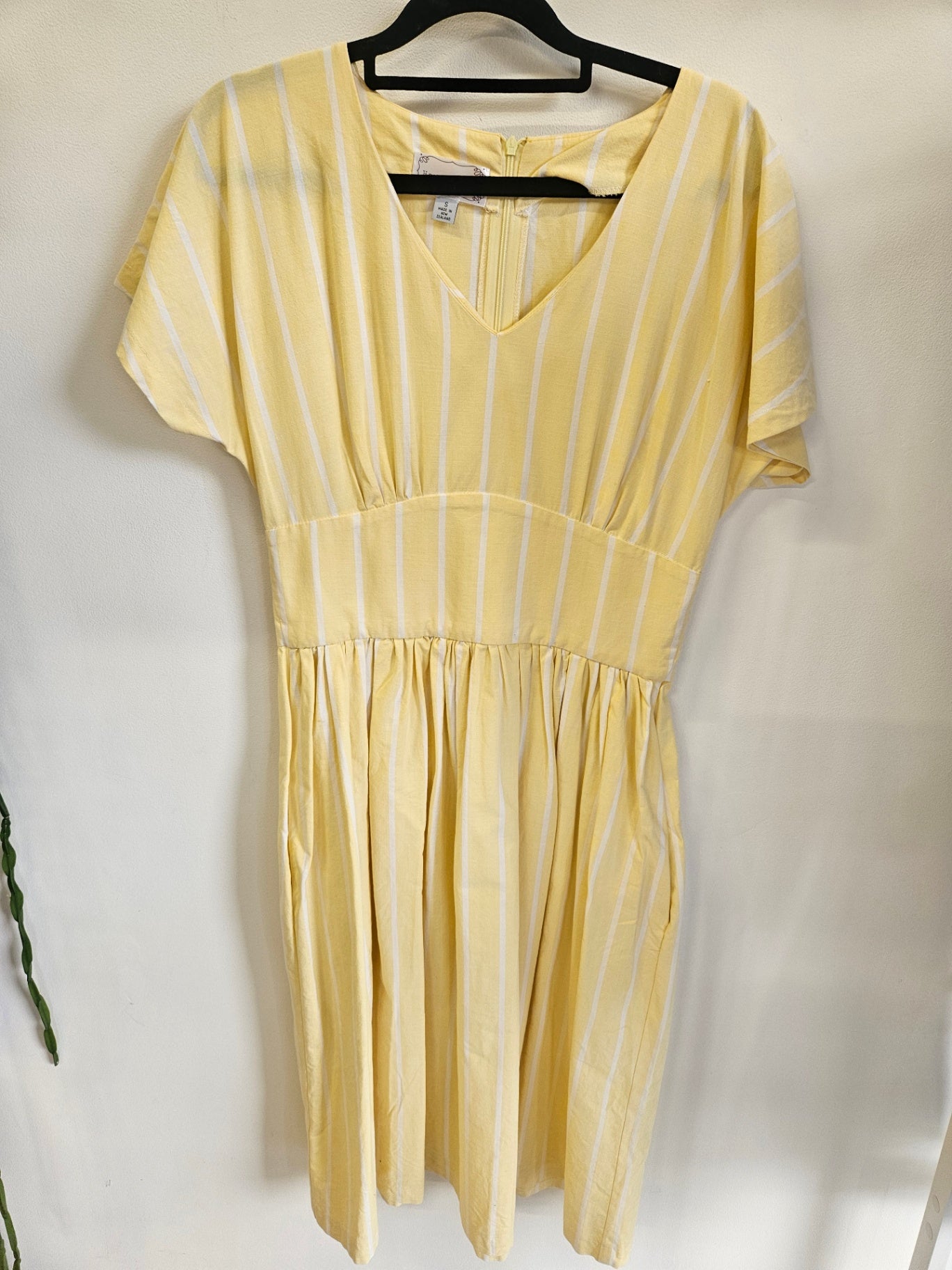 HARVEY GIRLS COTTON DRESS BUTTER YELLOW STRIPE SIZE S