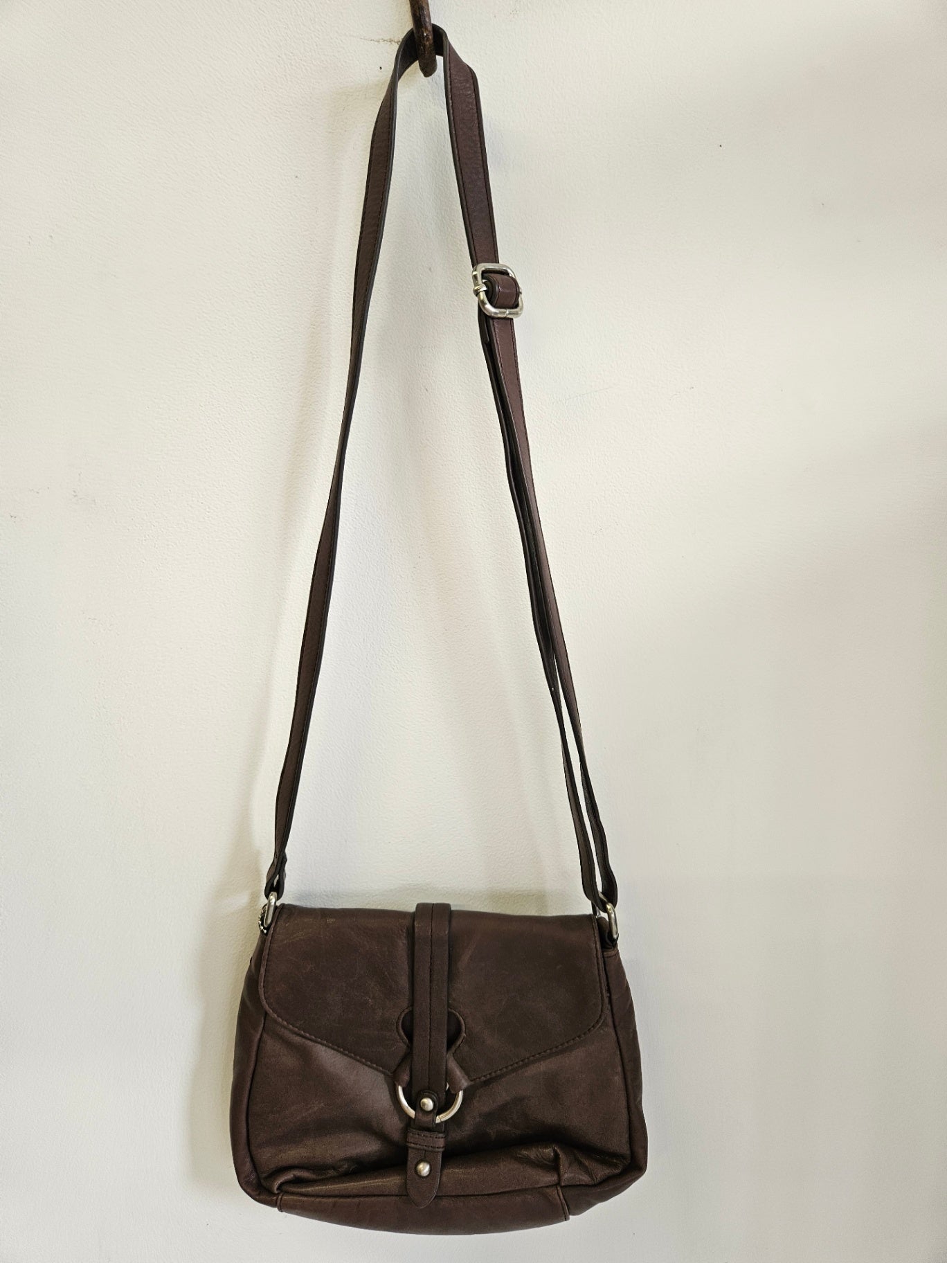 DANIER LEATHER CROSSBODY BAG DEEP BROWN SIZE
