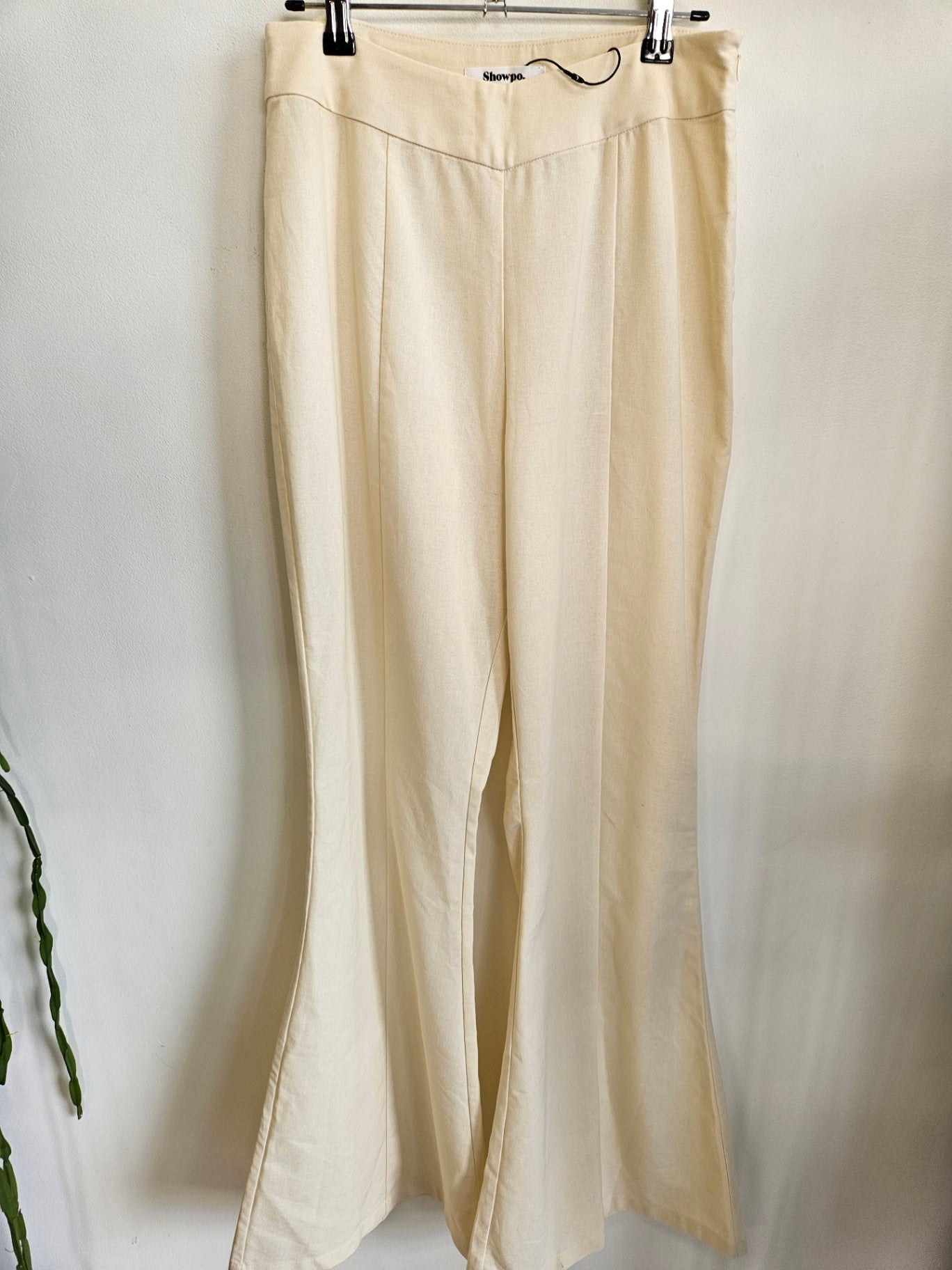 SHOWPO COTTON LINEN FLARED PANTS CREAM SIZE 10