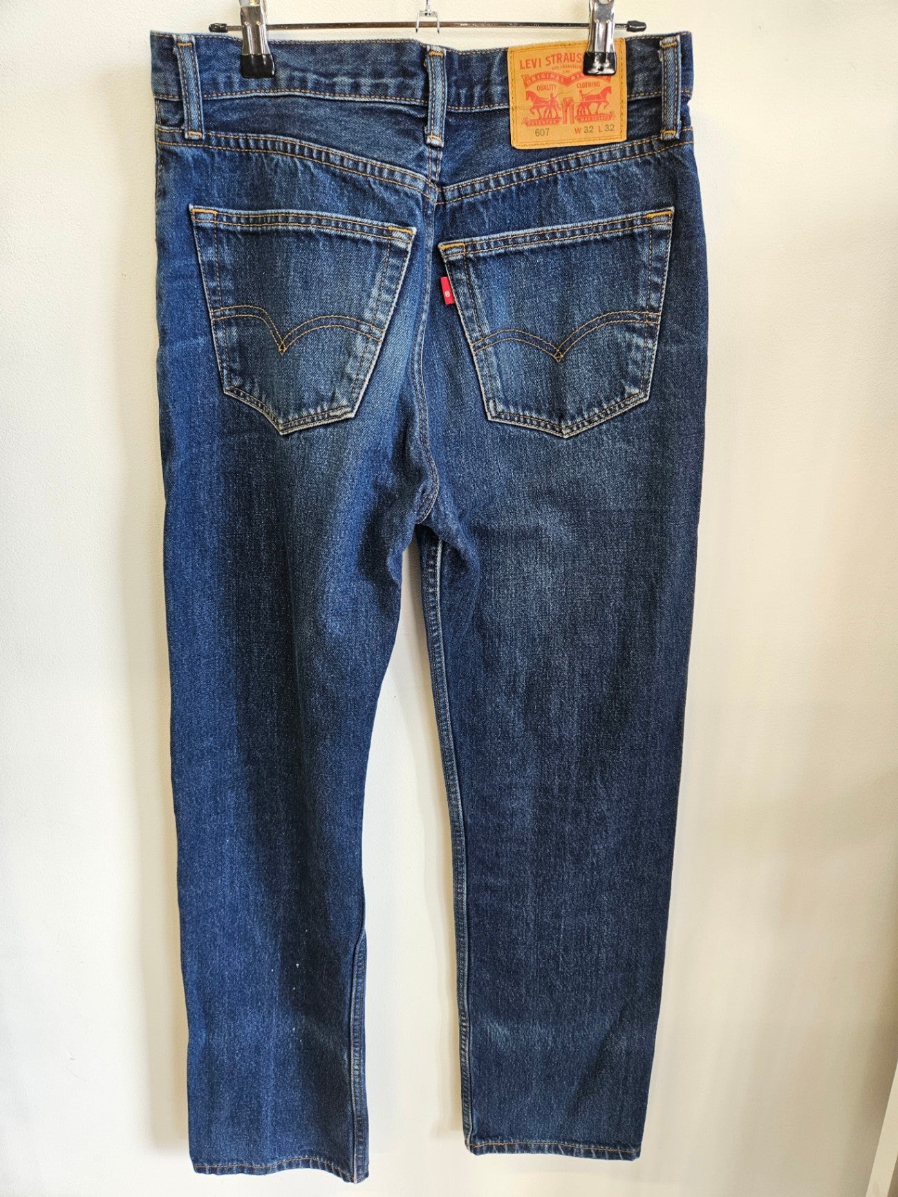 LEVIS 607 DENIM JEANS DARK BLUE SIZE 32/32