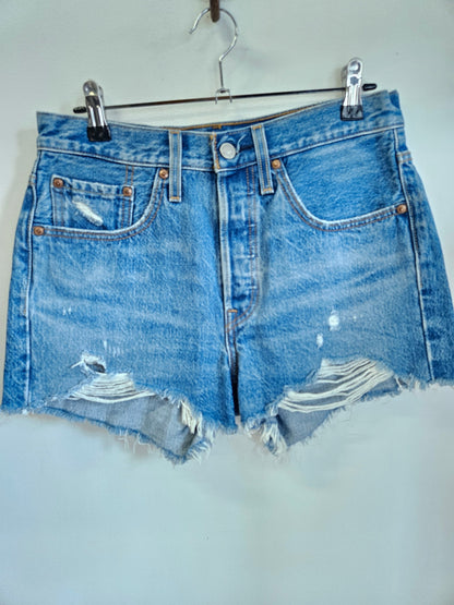 LEVIS 501 DENIM SHORTS MID BLUE SIZE 26