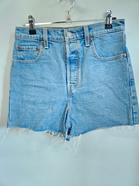 LEVIS DENIM SHORTS LIGHT BLUE SIZE 26