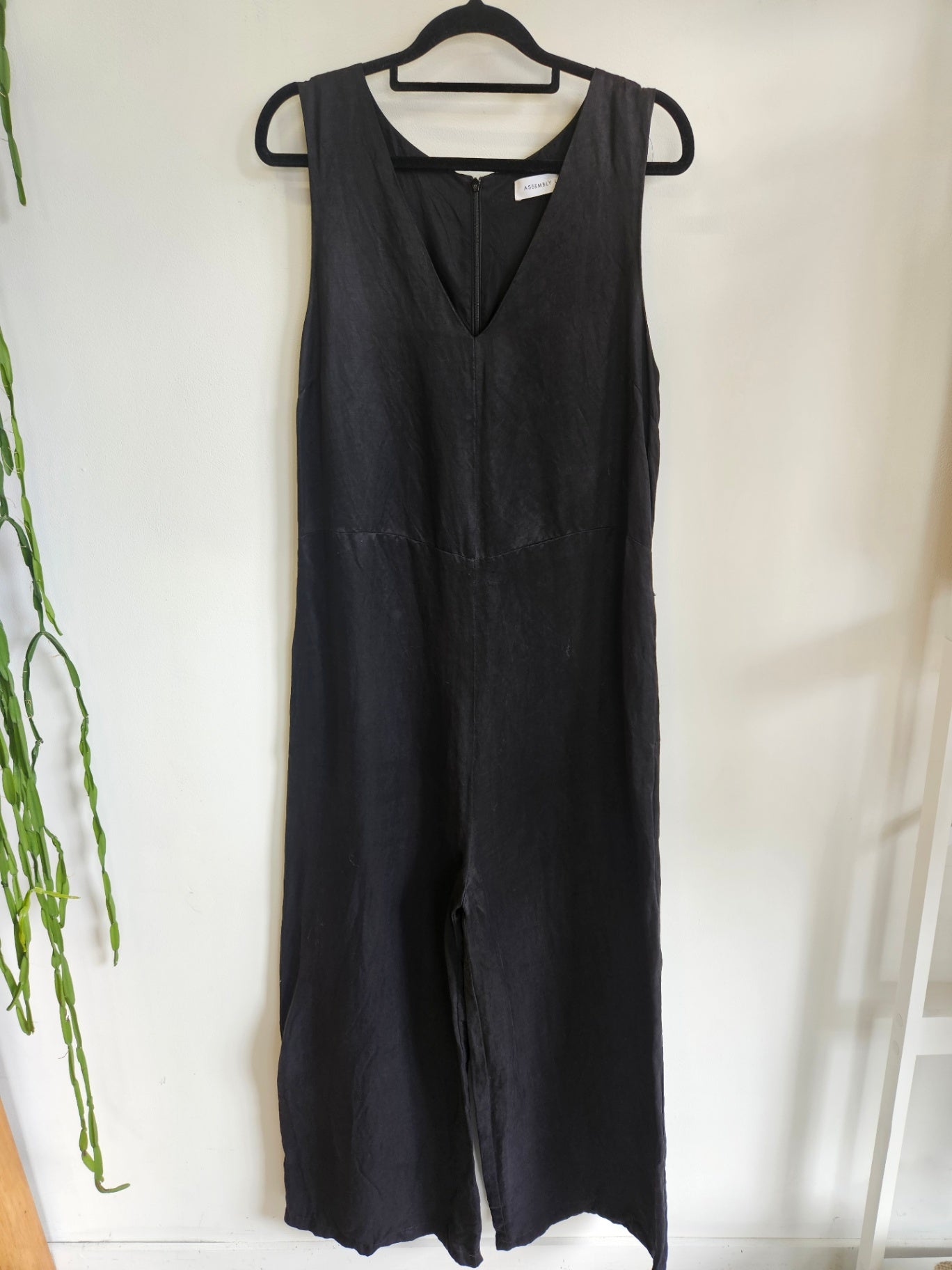 ASSEMBLY LABEL VISCOSE PANTSUIT BLACK SIZE 12
