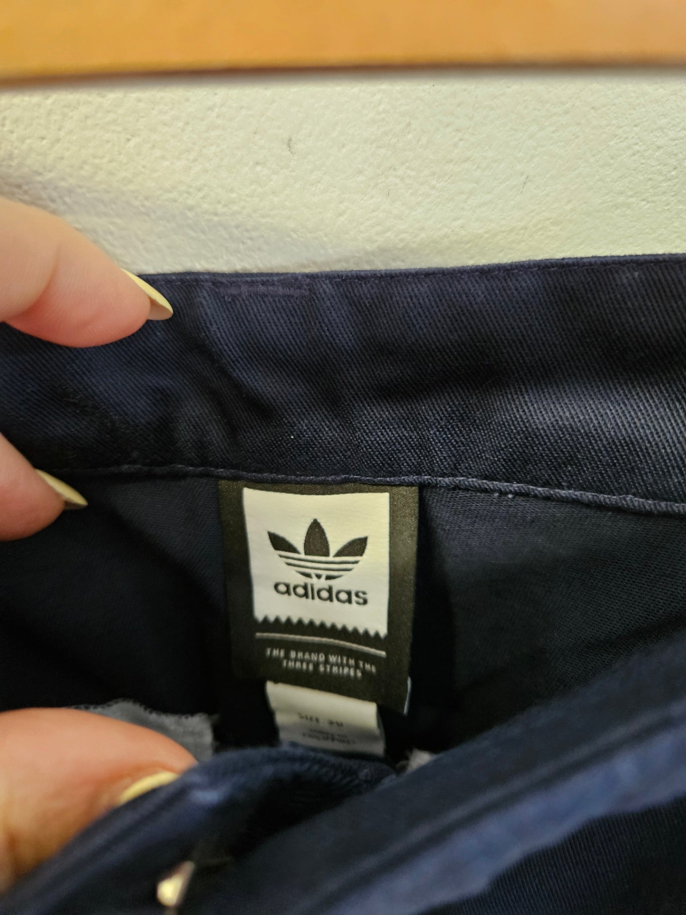 ADIDAS COTTON SHORTS NAVY WHITE STRIPE SIZE 30