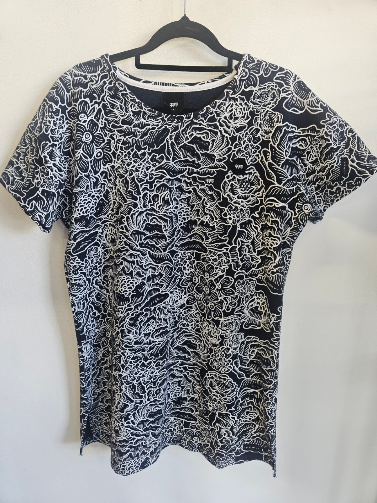 ILABB COTTON T SHIRT DRESS BLACK AND WHITE SIZE S