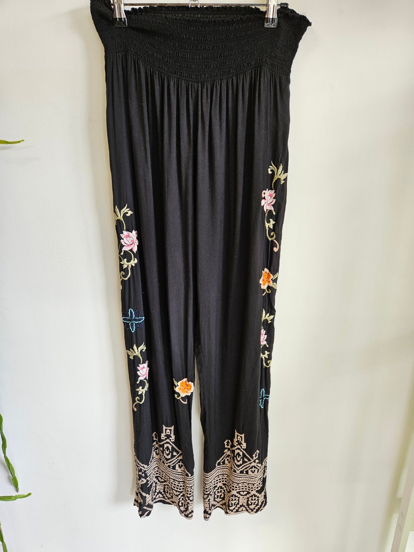 ODD MOLLY RAYON PANTS BLACK FLORAL EMBROIDERED SIZE S