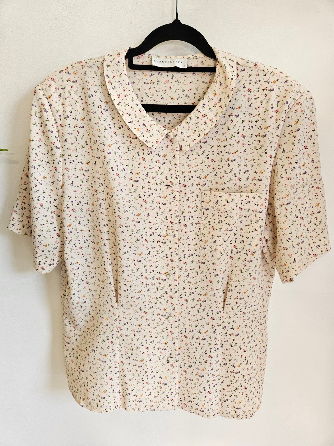 VINTAGE SPORTSCRAFT SHORT SLEEVE TOP CREAM FLORAL SIZE 14