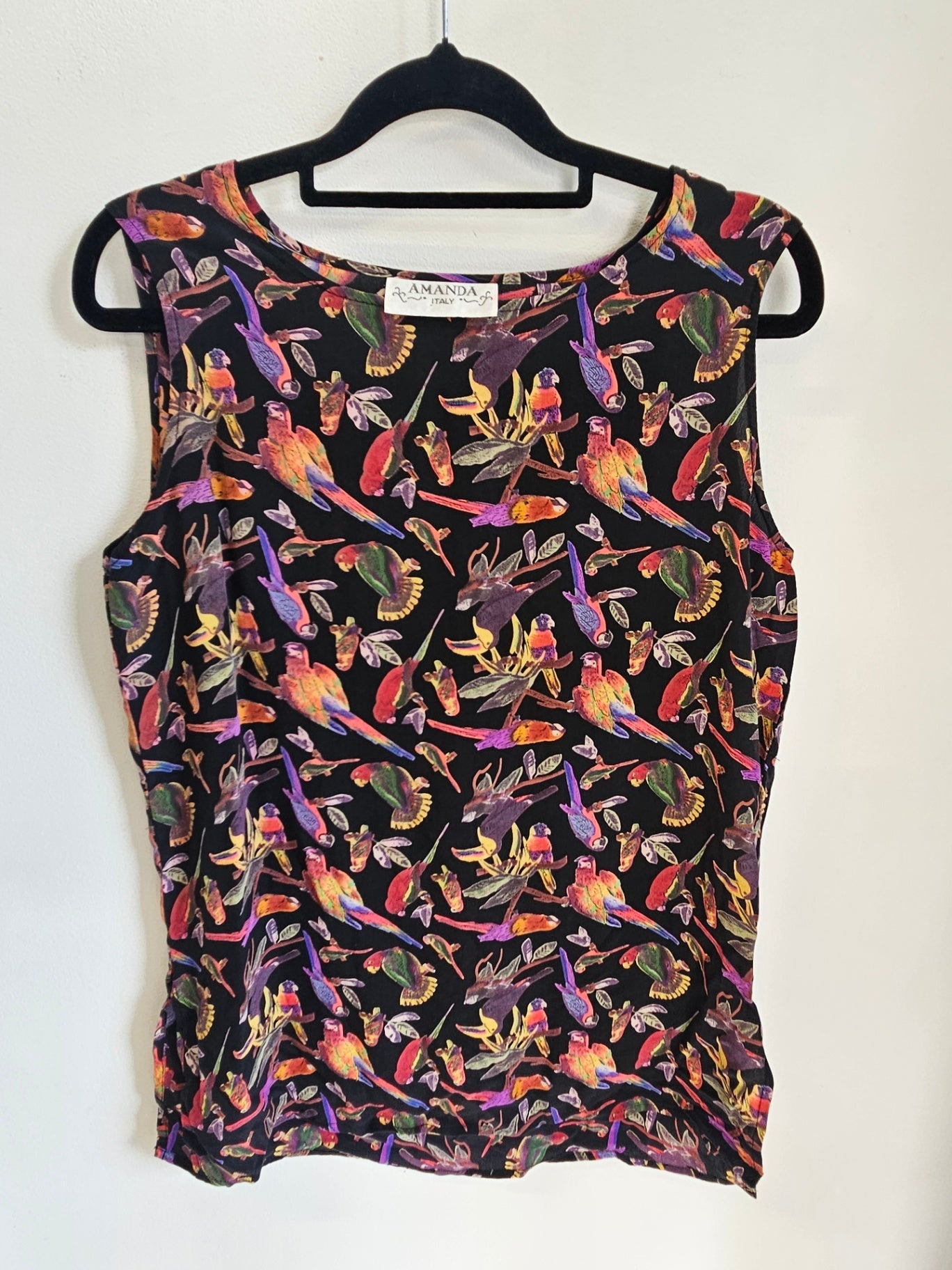 AMANDA ITALLY SILK SLEEVELESS TOP BLACK BRIGHT BIRD SIZE M